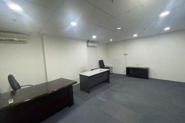 Wisma Zelan(Number One Business Centre)