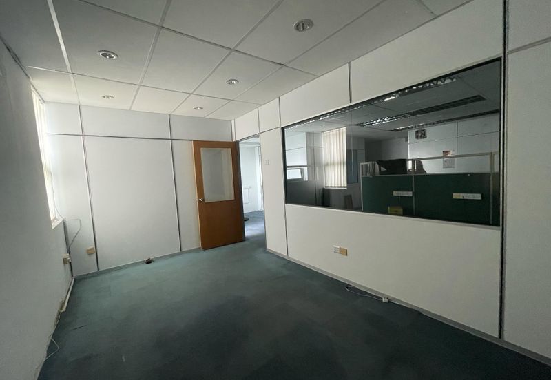 Wisma Zelan(Number One Business Centre)