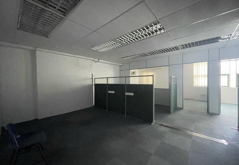 Wisma Zelan(Number One Business Centre)