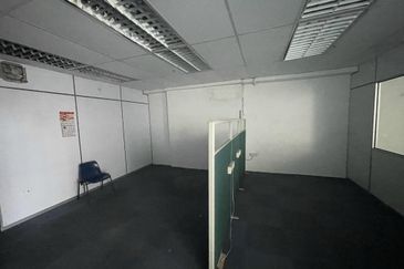 Wisma Zelan(Number One Business Centre)