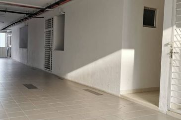 Ascotte Boulevard Condominium