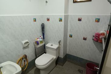 Jalan Damai Murni 13