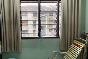 Taman Midah Townhouse