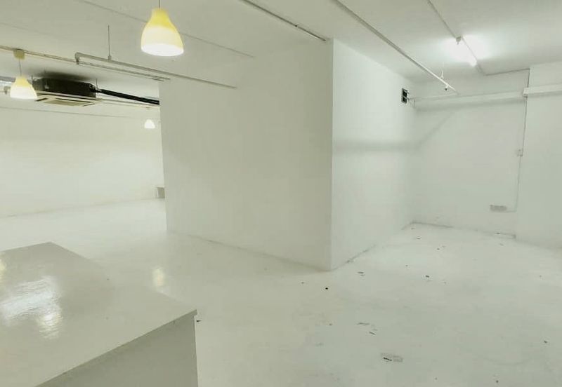 Wisma Zelan(Number One Business Centre)