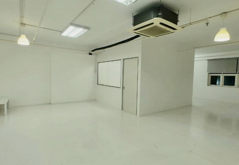 Wisma Zelan(Number One Business Centre)