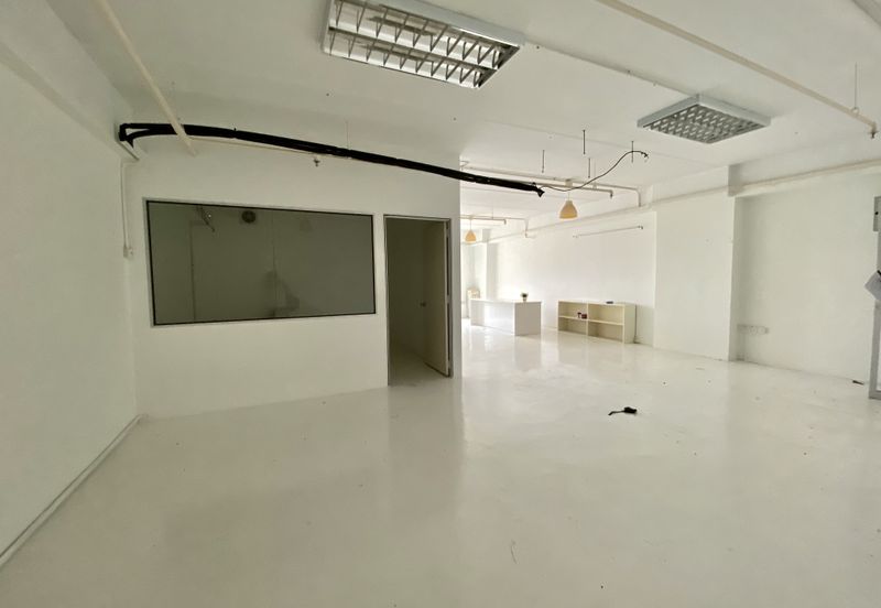 Wisma Zelan(Number One Business Centre)