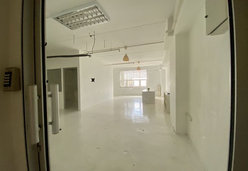 Wisma Zelan(Number One Business Centre)