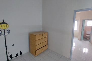 SL 9, Bandar Sungai Long