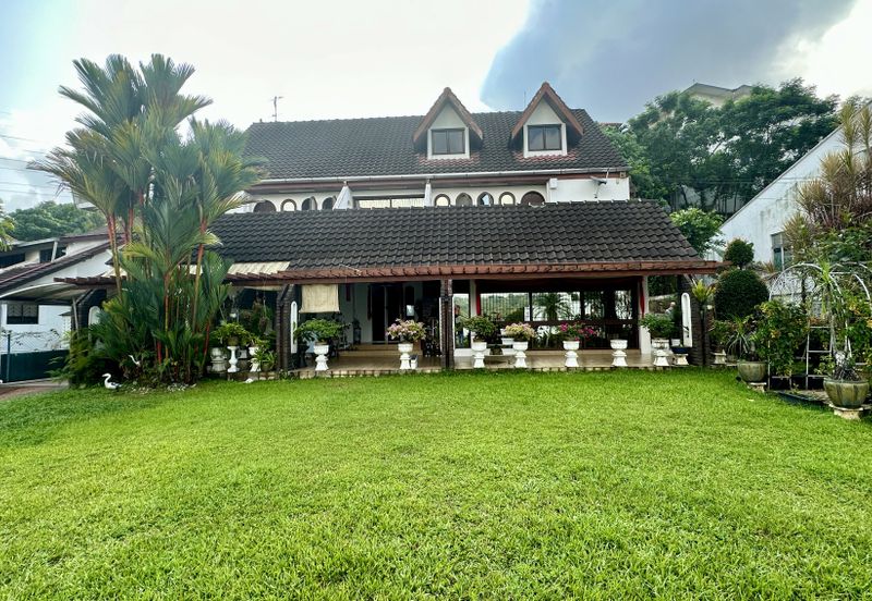 Bukit Pantai (Pantai Hill)