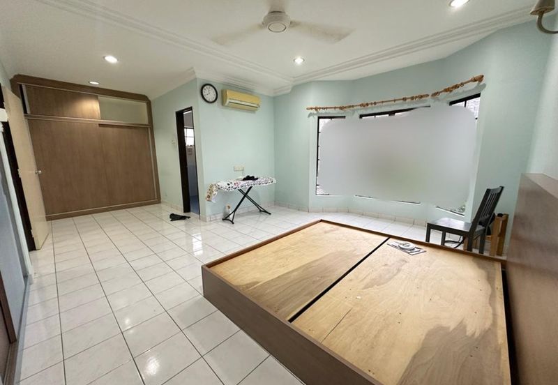 Bandar Sungai Long, Bandar Sungai Long, Selangor