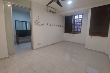 SL 13, Bandar Sungai Long