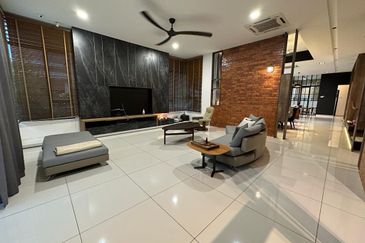 2 Storey Bungalow House  Wira Mutiara, Sungai Long