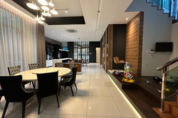 2 Storey Bungalow House  Wira Mutiara, Sungai Long