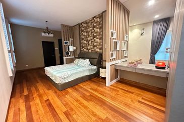 2 Storey Bungalow House  Wira Mutiara, Sungai Long