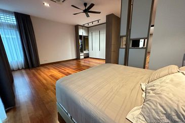 2 Storey Bungalow House  Wira Mutiara, Sungai Long