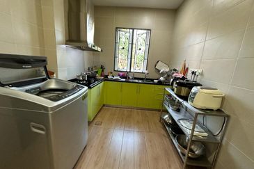 2 Stry Semi-D  Goodview Residence