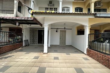 Double Storey Terrace  Bandar Sungai Long