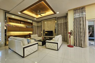 Move In Condition Fully Renovated Wira Heights Double Storey Semi D sungai Long cheras