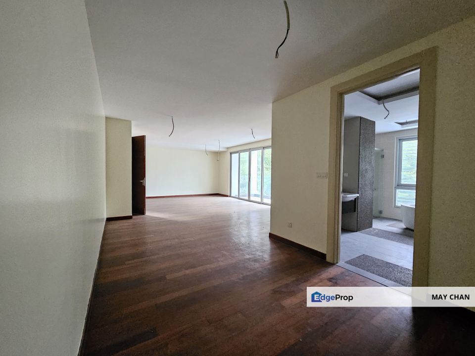 3 Storey Bungalow Huge Land with Lift at Cheras KL Taman Taynton, Kuala Lumpur, Cheras