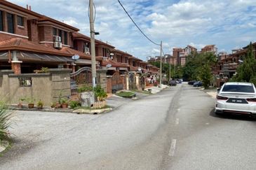 2 Stry Terrace @ SL 13, Sungai Long Cheras