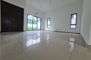 Storey Bungalow at Rafflesia Residence, Bandar Sungai Long