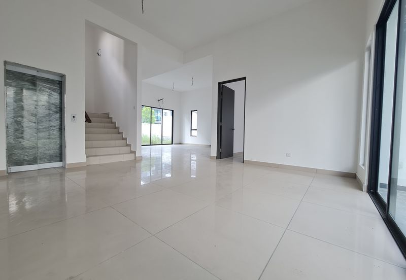 Storey Bungalow at Rafflesia Residence, Bandar Sungai Long