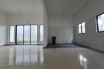 Storey Bungalow at Rafflesia Residence, Bandar Sungai Long