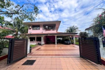 2 Storey Bungalow - Taman Bukit Cheras, Cheras KL