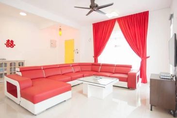 3 Story Endlot Terrace at D'Impian Tropika (Aster)