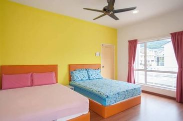 3 Story Endlot Terrace at D'Impian Tropika (Aster)