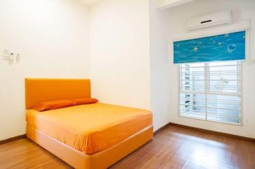 3 Story Endlot Terrace at D'Impian Tropika (Aster)