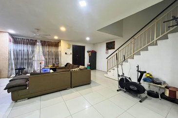 3 Storey Superlink Terrace at Taman Mesra Utama Balakong