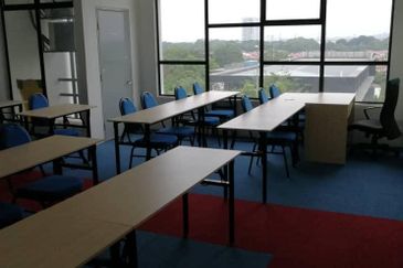 3 Storey Shoplot  Bandar Bukit Puchong Newtown 