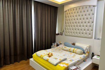 2 Storey PentHouse  Casa Green Condominium