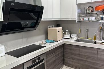 2 Storey PentHouse  Casa Green Condominium