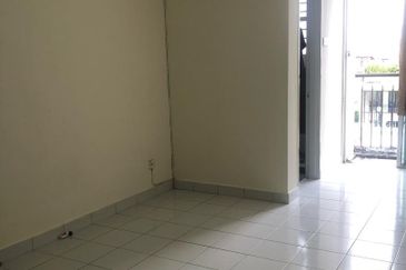  Palm Walk 3, Sungai Long