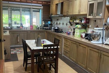 Corner 1 Storey Terrace  Ampang Jaya, Ampang