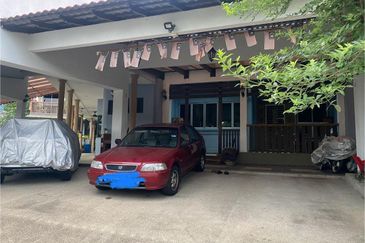 Corner 1 Storey Terrace  Ampang Jaya, Ampang