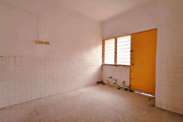 2 Storey Terrace  Taman Bukit Teratai, Ampang