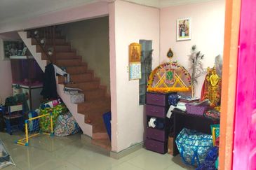 2 Storey Terrace Taman Bukit Indah, Ampang