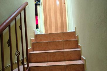 2 Storey Terrace Taman Bukit Indah, Ampang