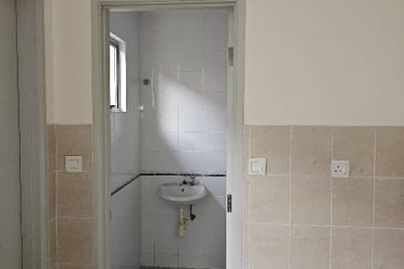 2 Sty Terrace @ SL 2, Sungai Long 