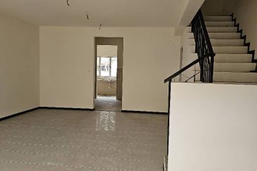 2 Sty Terrace @ SL 2, Sungai Long 