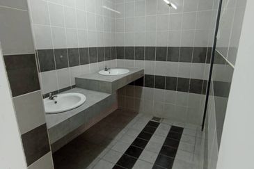 2 Storey Shop Office Alam Damai