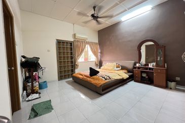 2 Storeys Terrace House Taman Dagang Jaya, Ampang