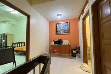2 Storeys Terrace House Taman Dagang Jaya, Ampang