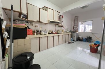 2 Storeys Terrace House Taman Dagang Jaya, Ampang