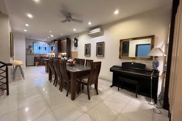 2.5 Sty Superlink Dagang Permai @ Ampang 