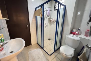 2.5 Sty Superlink Dagang Permai @ Ampang 