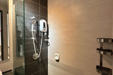 Studio Unit @ Queensville Permaisuri 